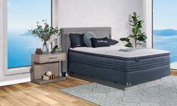 American made mattress with a contouring layers and memory foam.