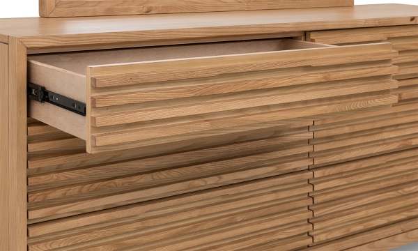 Picture of Calypso Flaxen 6-Drawer Dresser